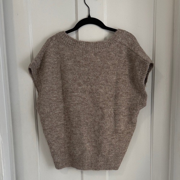 Argyle Sweater Vest - Picture 2 of 5